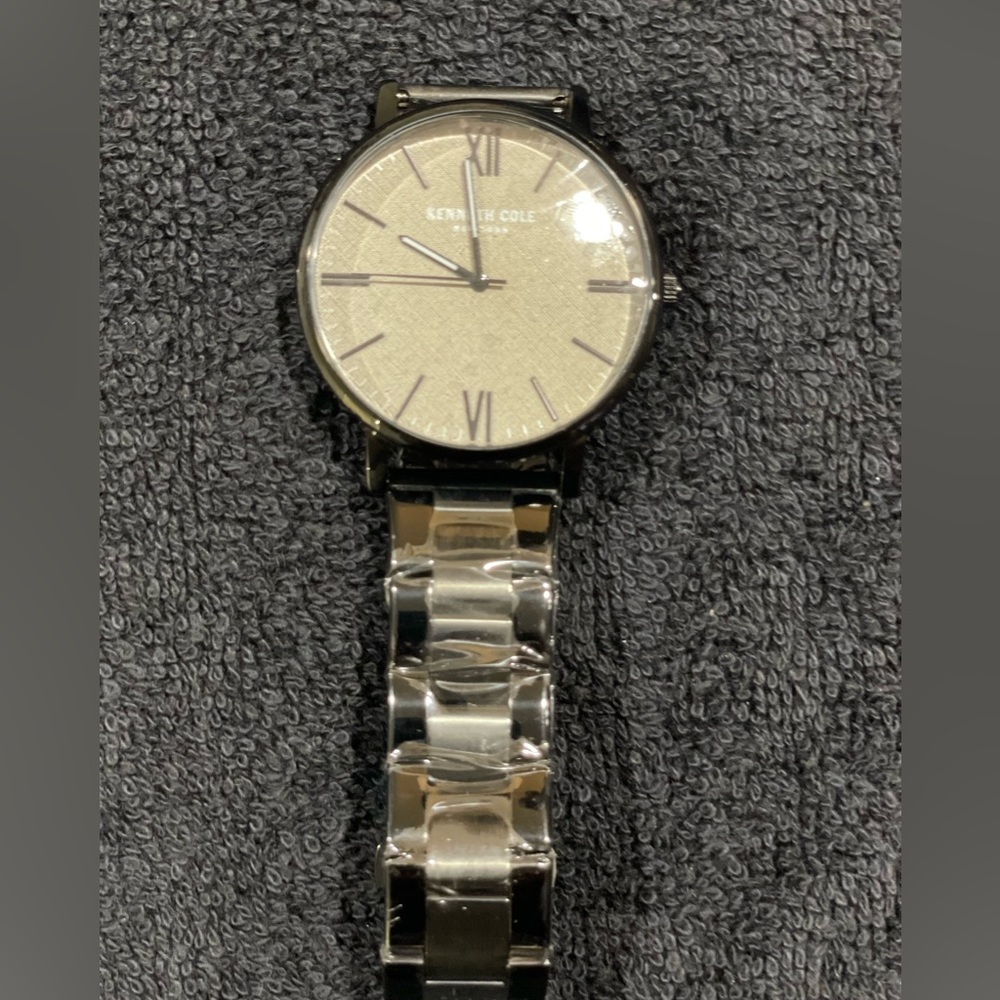 Black Kenneth Cole watch